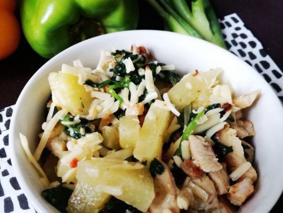 салат с курицей и шпинатом